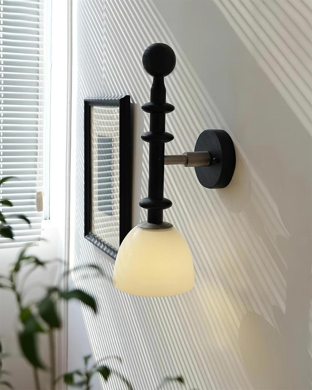 Enverara Wood Wall Light-Moonnatur