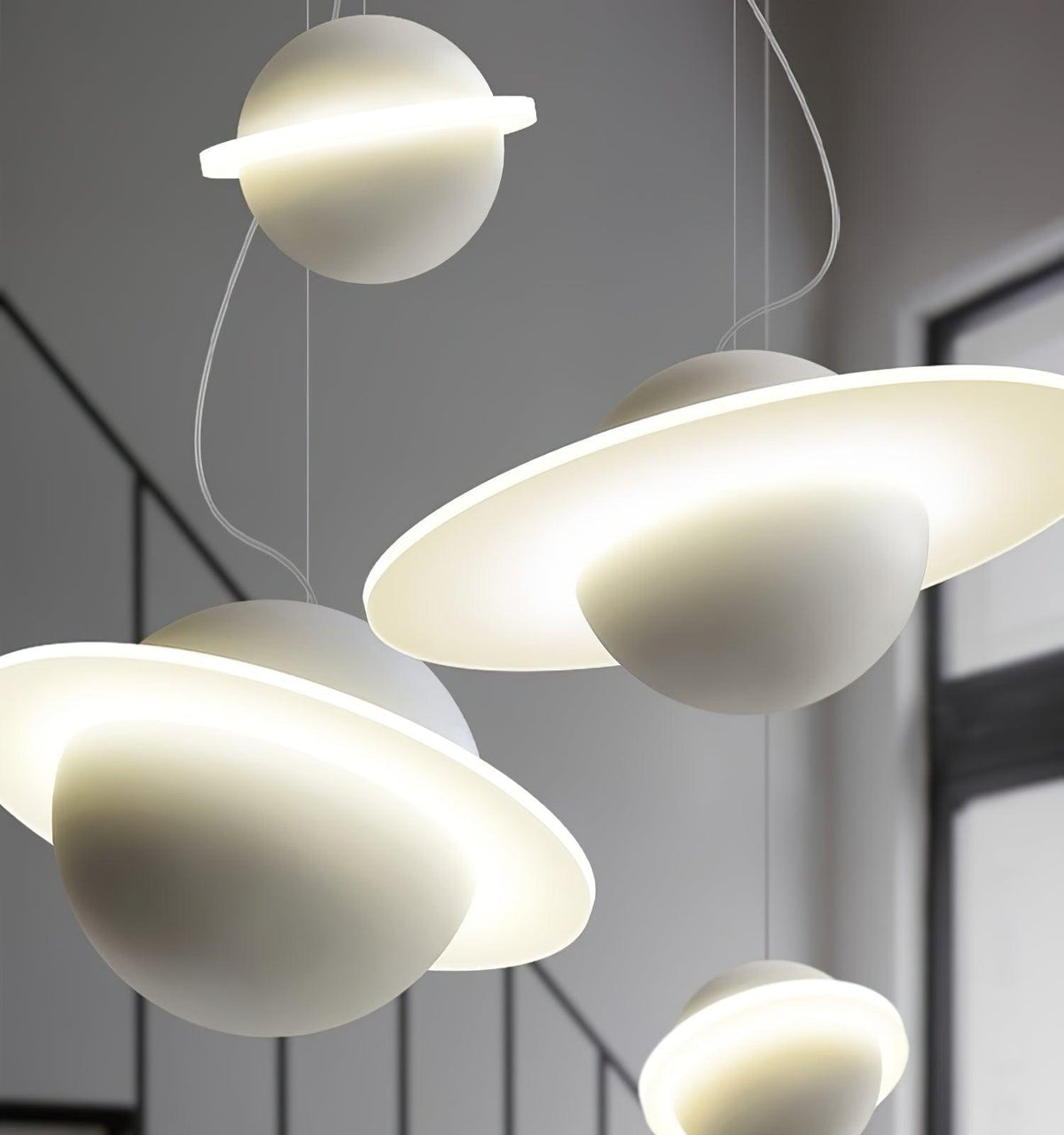 Quenera Iron Pendant Light-Moonnatur