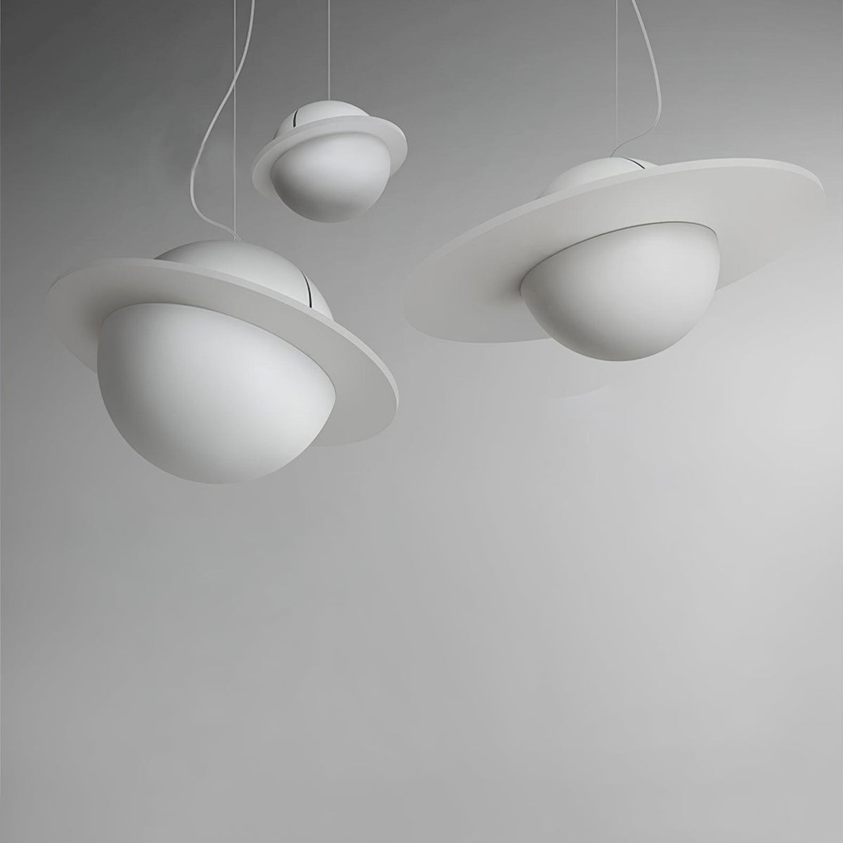 Quenera Iron Pendant Light-Moonnatur