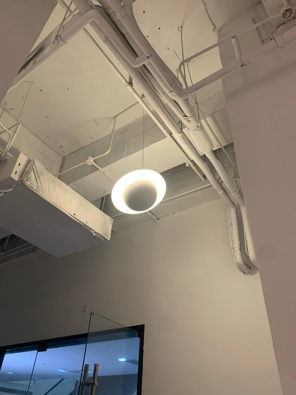 Quenera Iron Pendant Light-Moonnatur