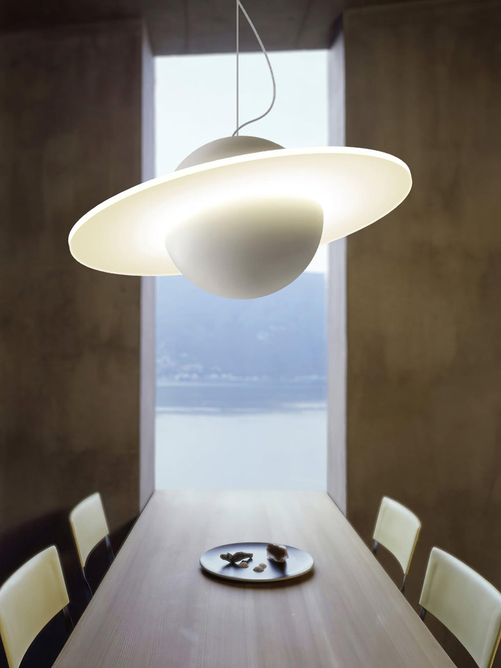 Quenera Iron Pendant Light-Moonnatur
