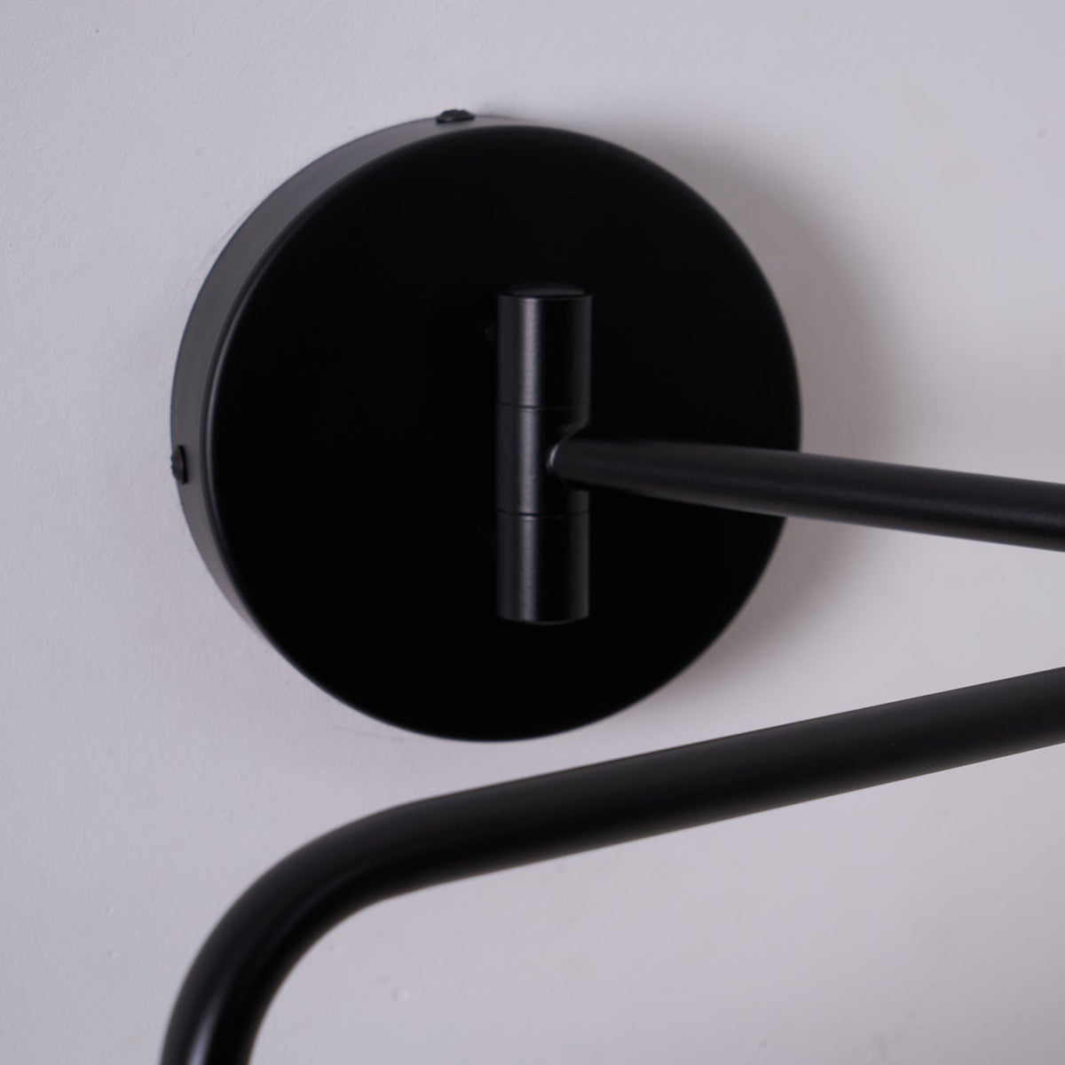 Sardeneris Metal Wall Light-Moonnatur