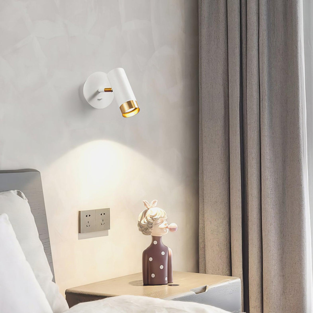 Perrinelle Metal Wall Light-Moonnatur