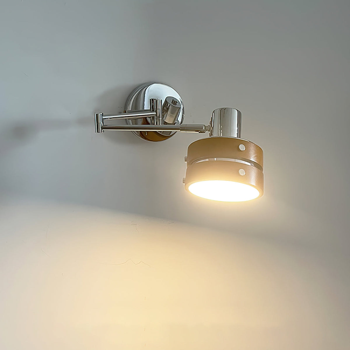 Vardenholm Wood Wall Light-Moonnatur