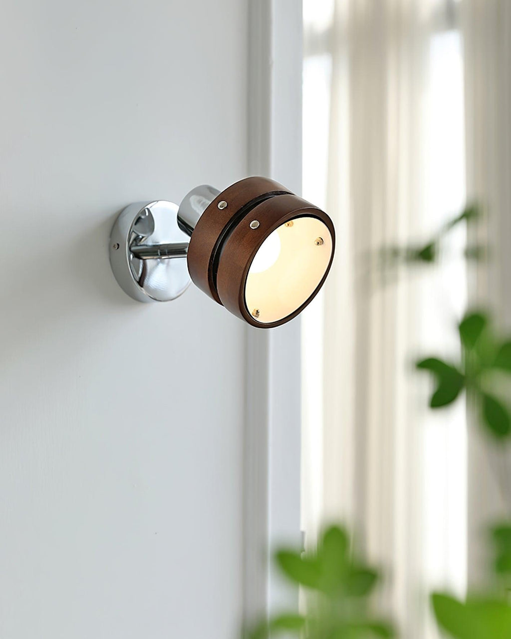 Merrenina Wood Wall Light-Moonnatur