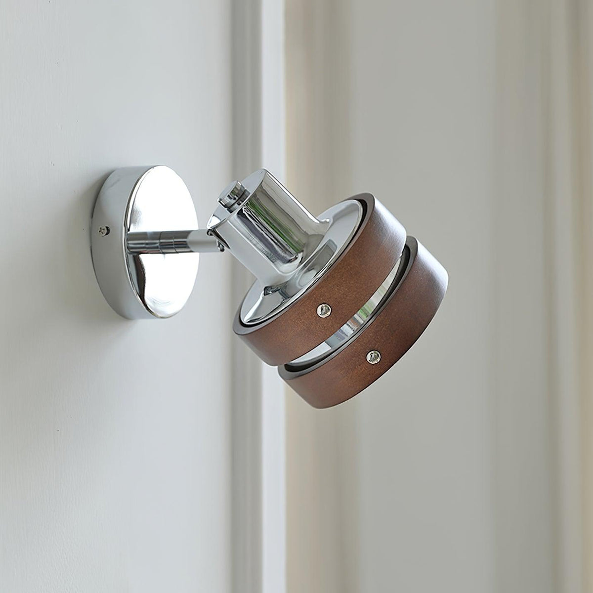 Merrenina Wood Wall Light-Moonnatur