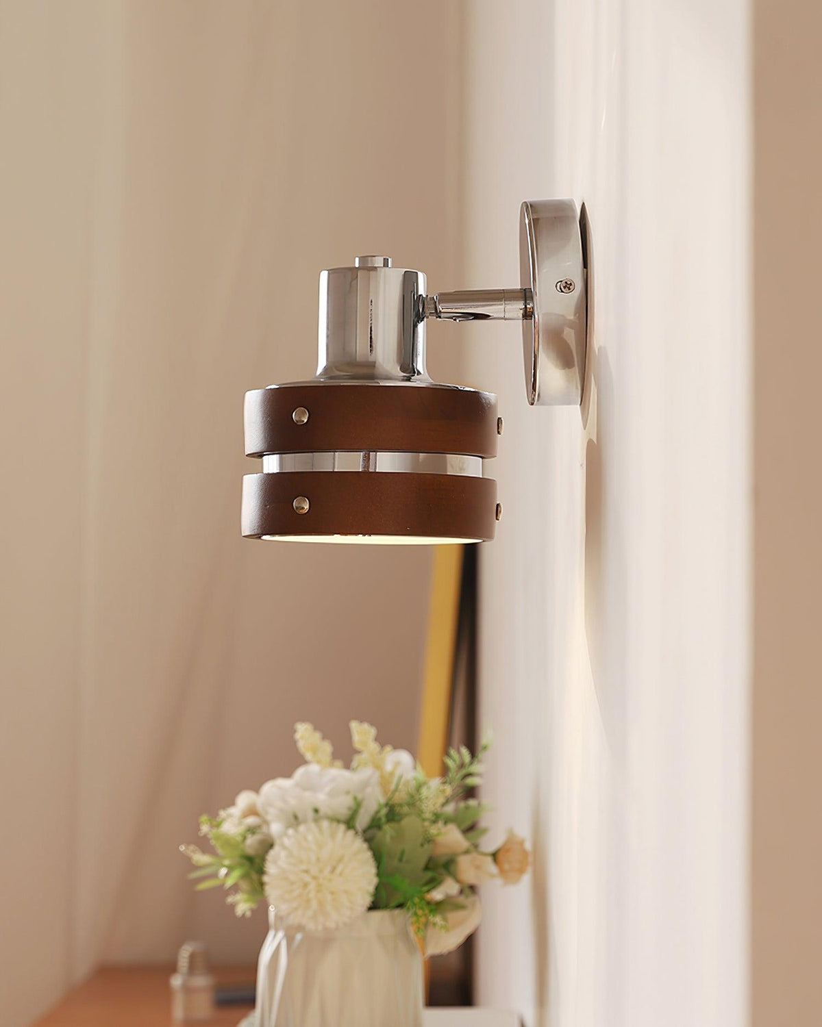 Merrenina Wood Wall Light-Moonnatur
