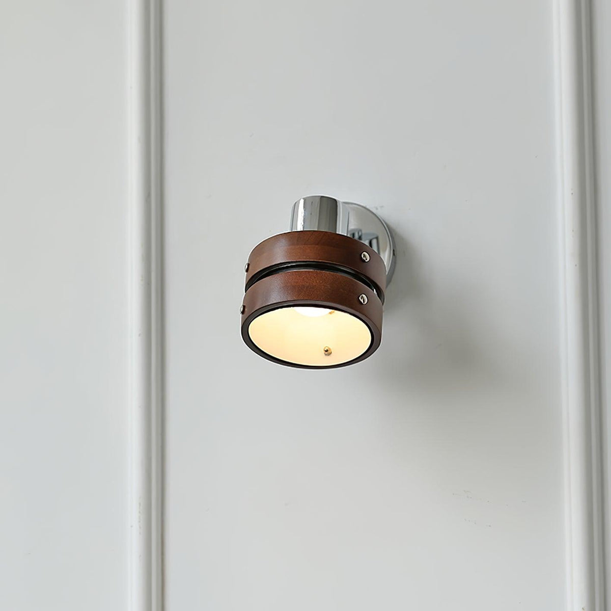 Merrenina Wood Wall Light-Moonnatur