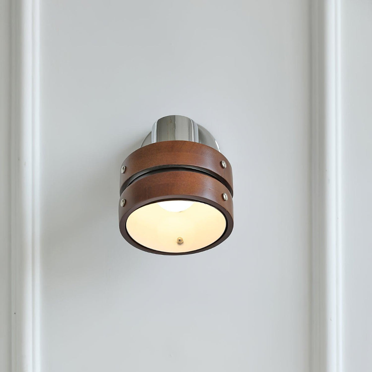Merrenina Wood Wall Light-Moonnatur