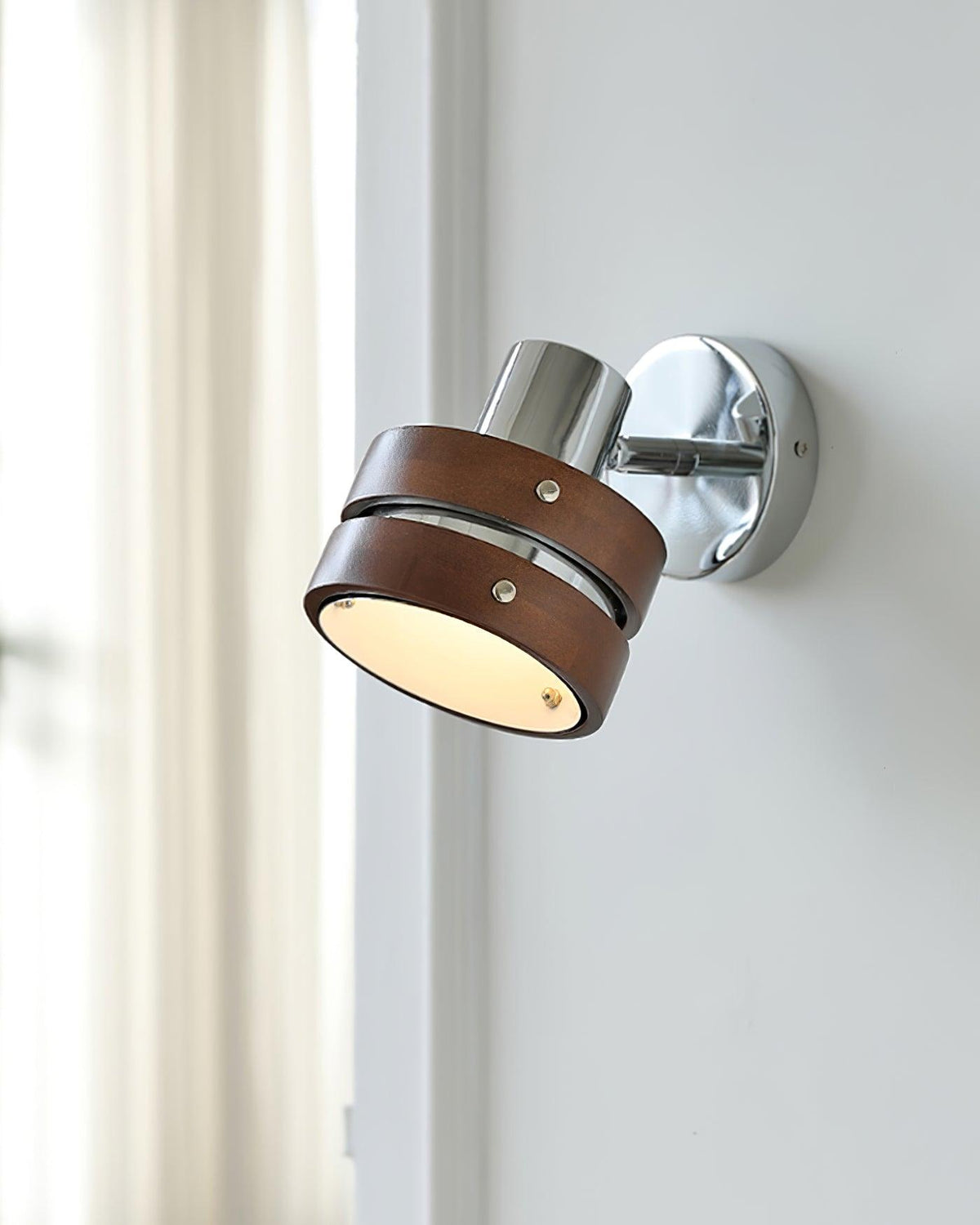 Merrenina Wood Wall Light-Moonnatur
