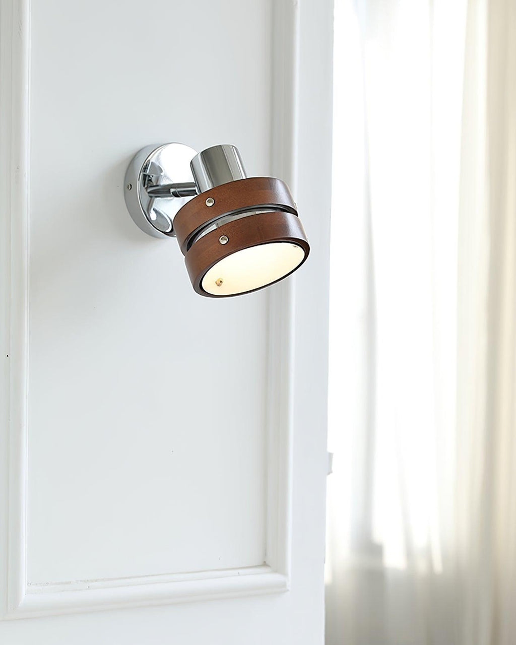 Merrenina Wood Wall Light-Moonnatur