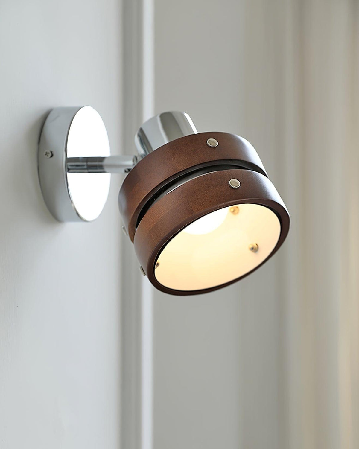 Merrenina Wood Wall Light-Moonnatur