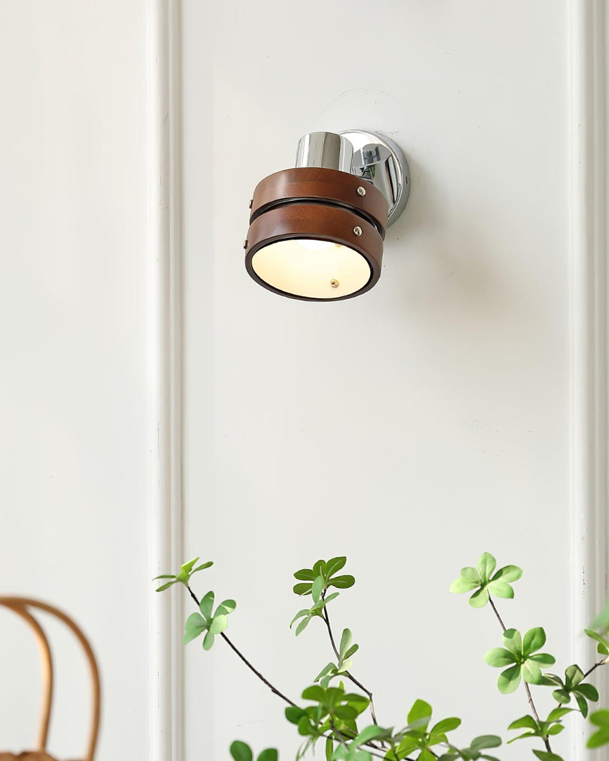 Merrenina Wood Wall Light-Moonnatur