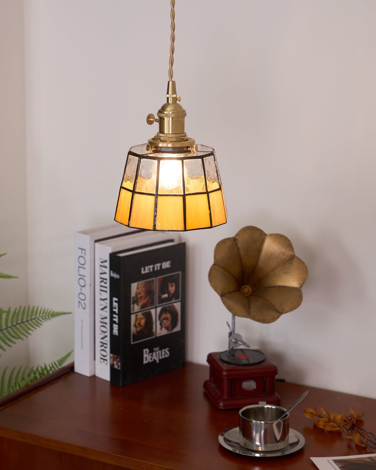 Whitenbrook Glass Pendant Light-Moonnatur