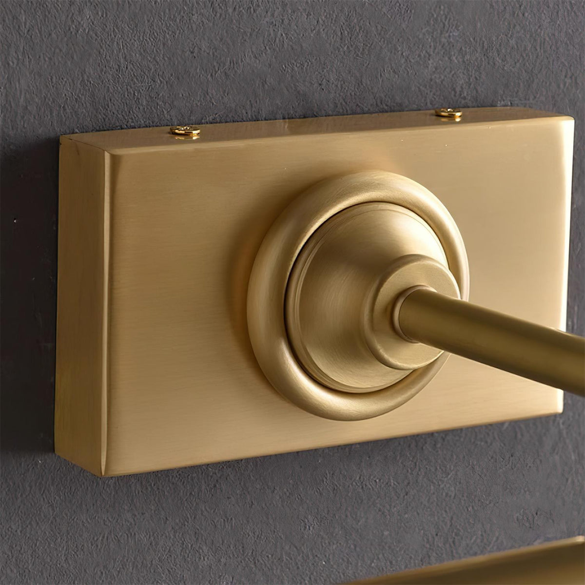 Ferrowvale Brass Wall Light-Moonnatur