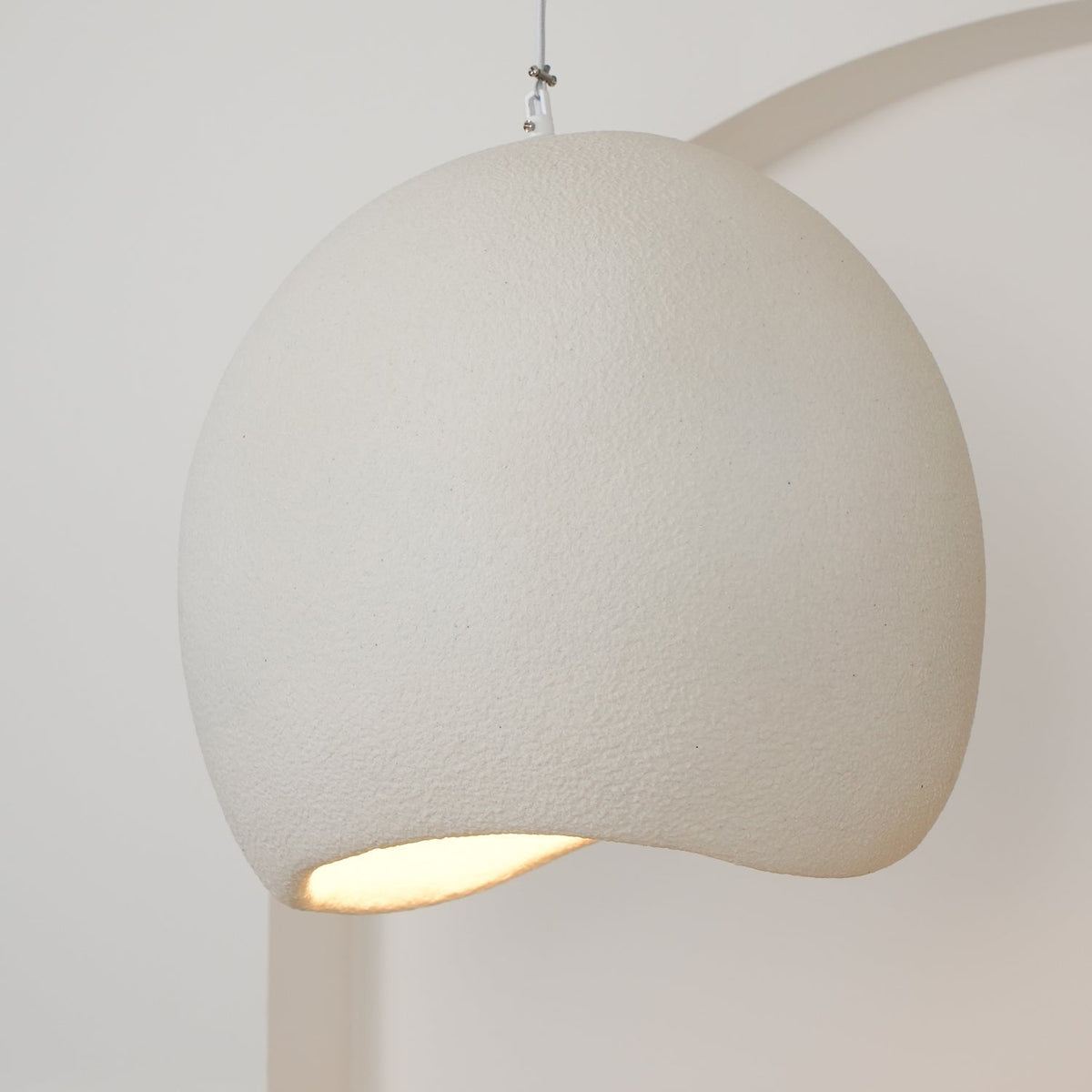 Xereneth Resin Pendant Light-Moonnatur