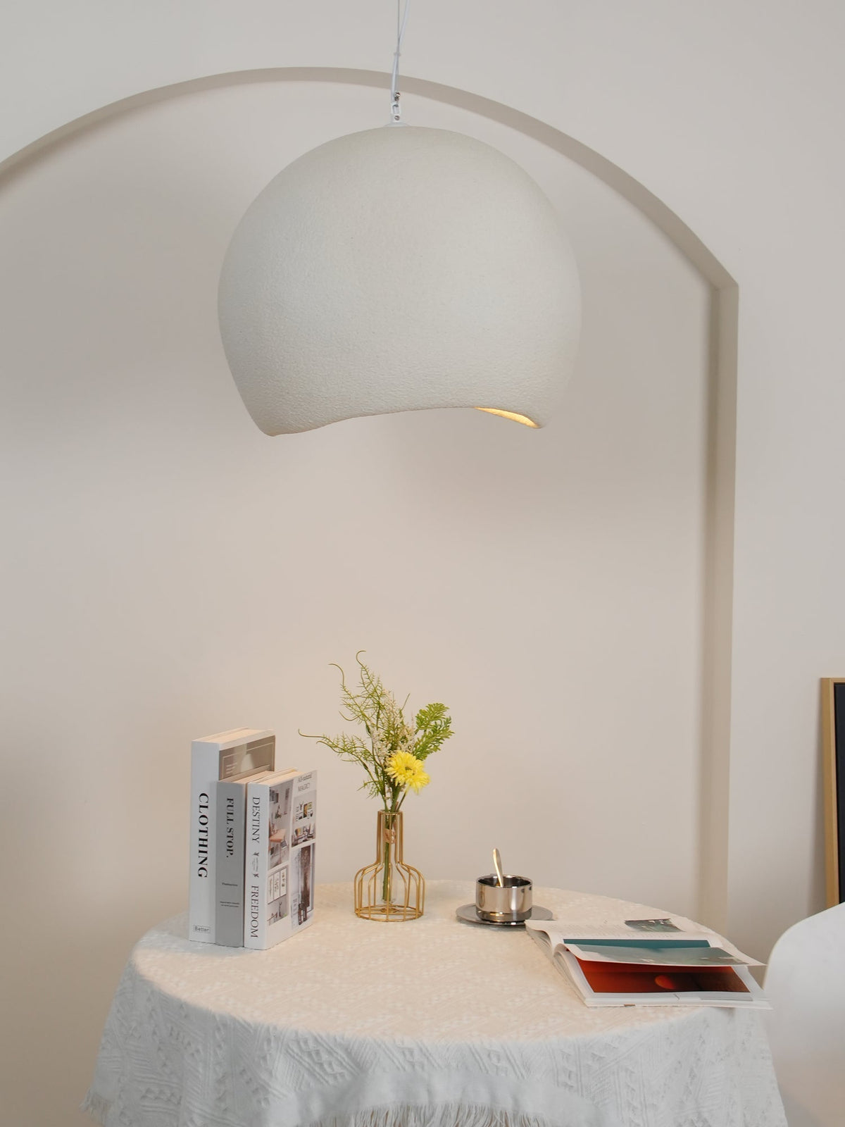 Xereneth Resin Pendant Light-Moonnatur