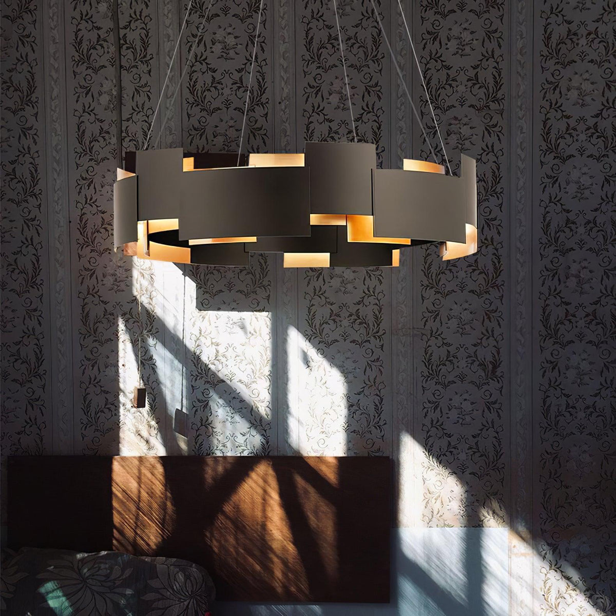 Orvane Metal Chandelier-Moonnatur