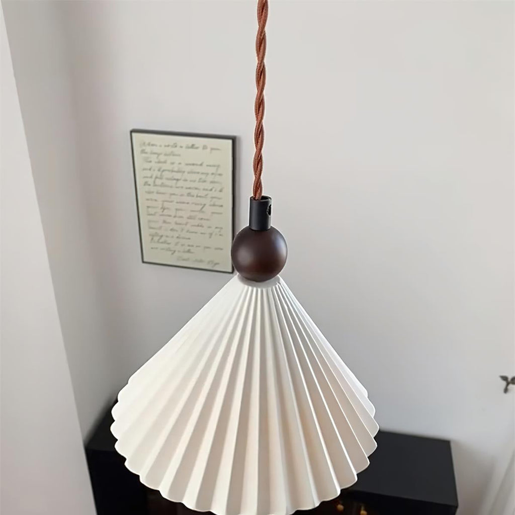 Ravenscove Ceramic Pendant Light-Moonnatur