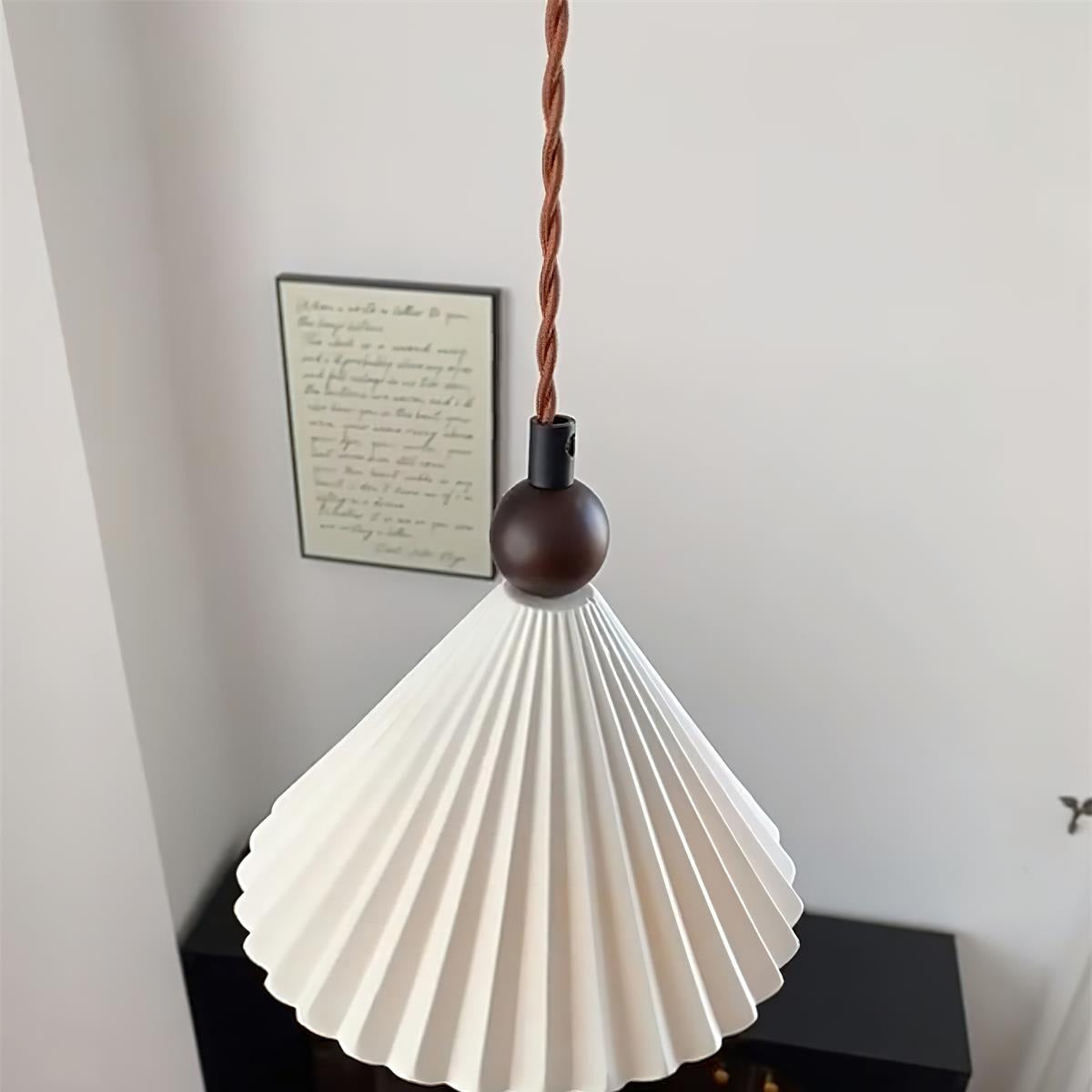 Ravenscove Ceramic Pendant Light-Moonnatur