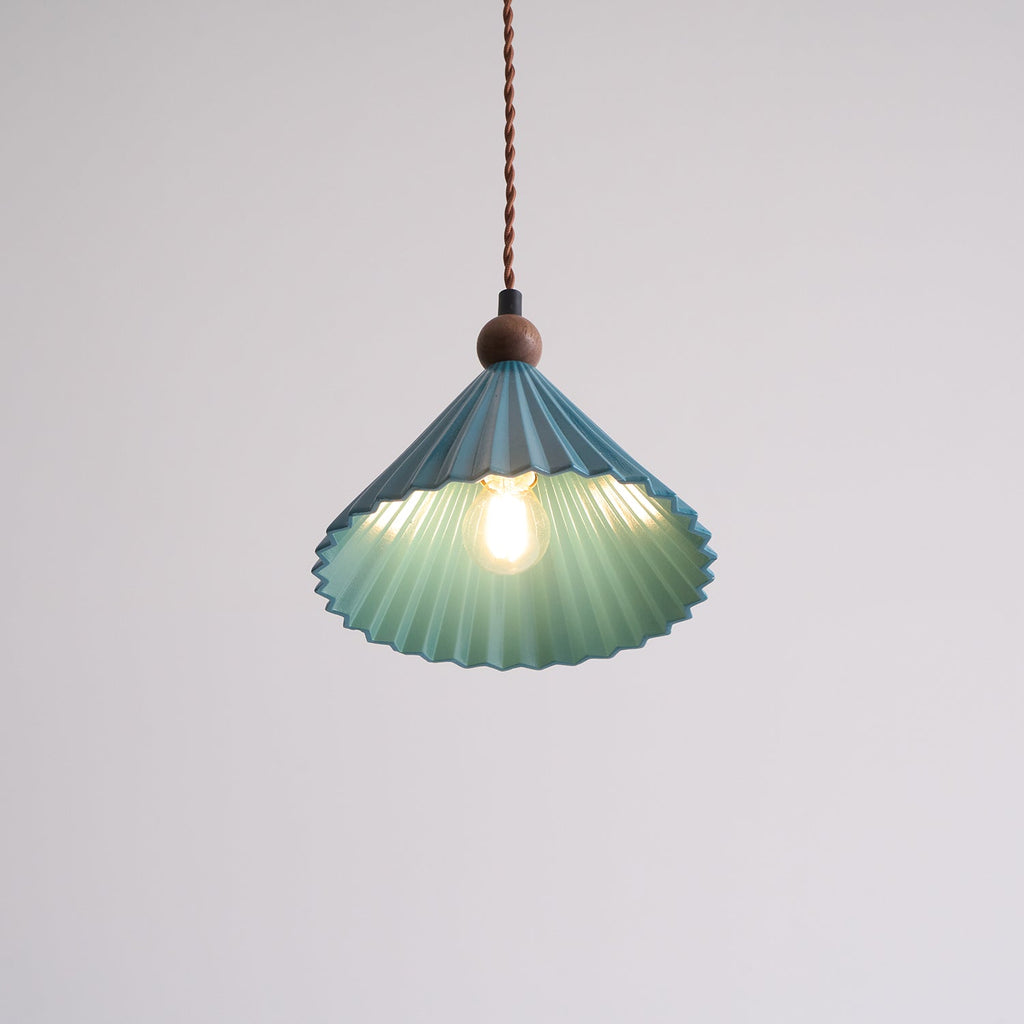 Ravenscove Ceramic Pendant Light-Moonnatur