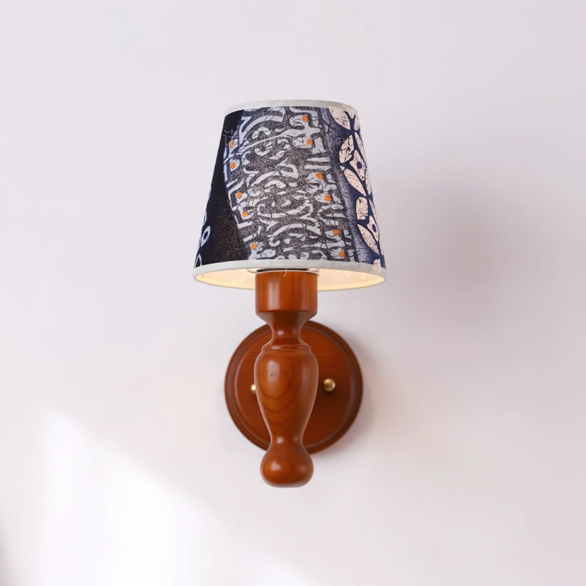 Finvervale Fabric Wall Light-Moonnatur