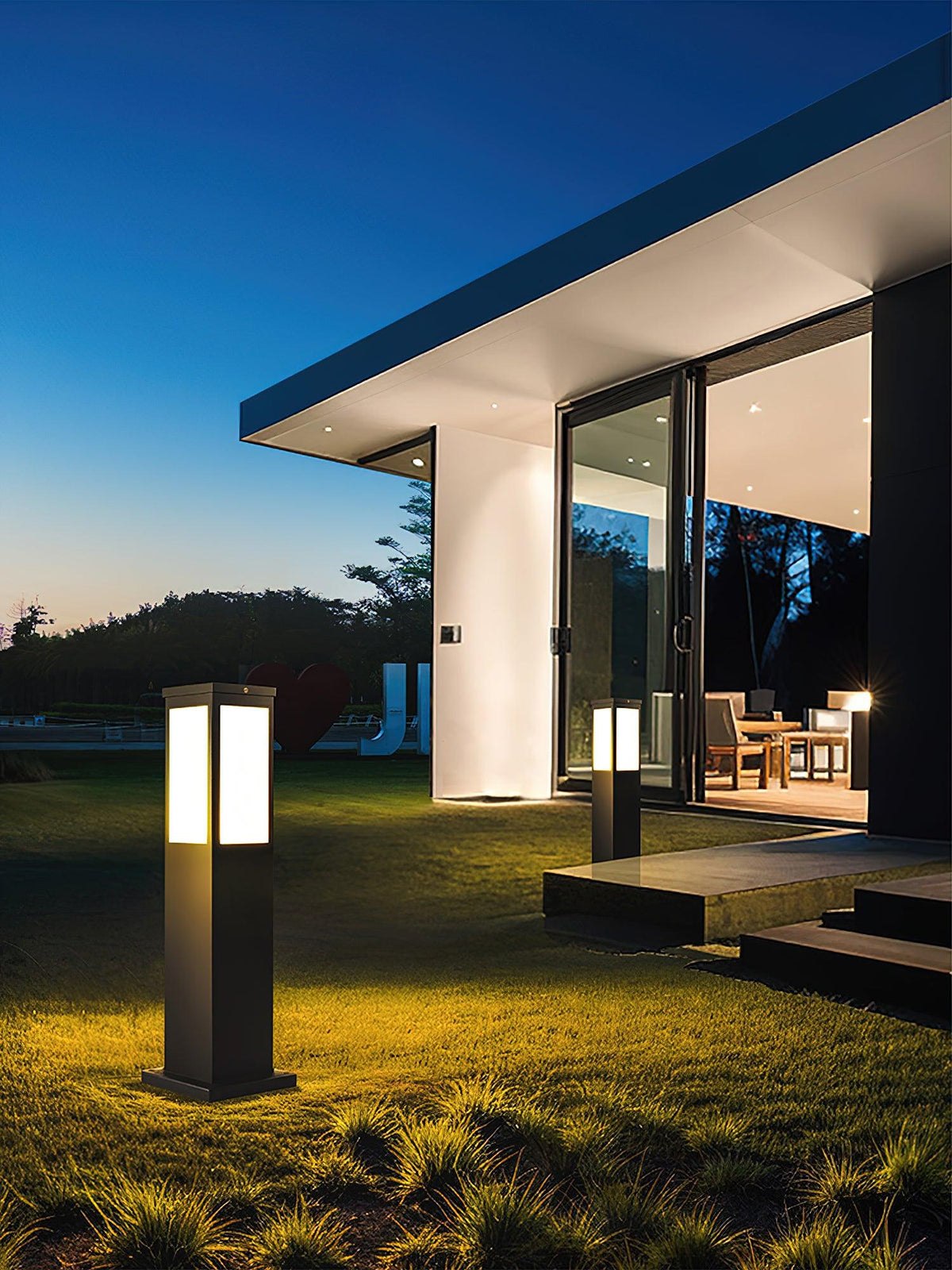 Aveniel Iron Post Light-Moonnatur