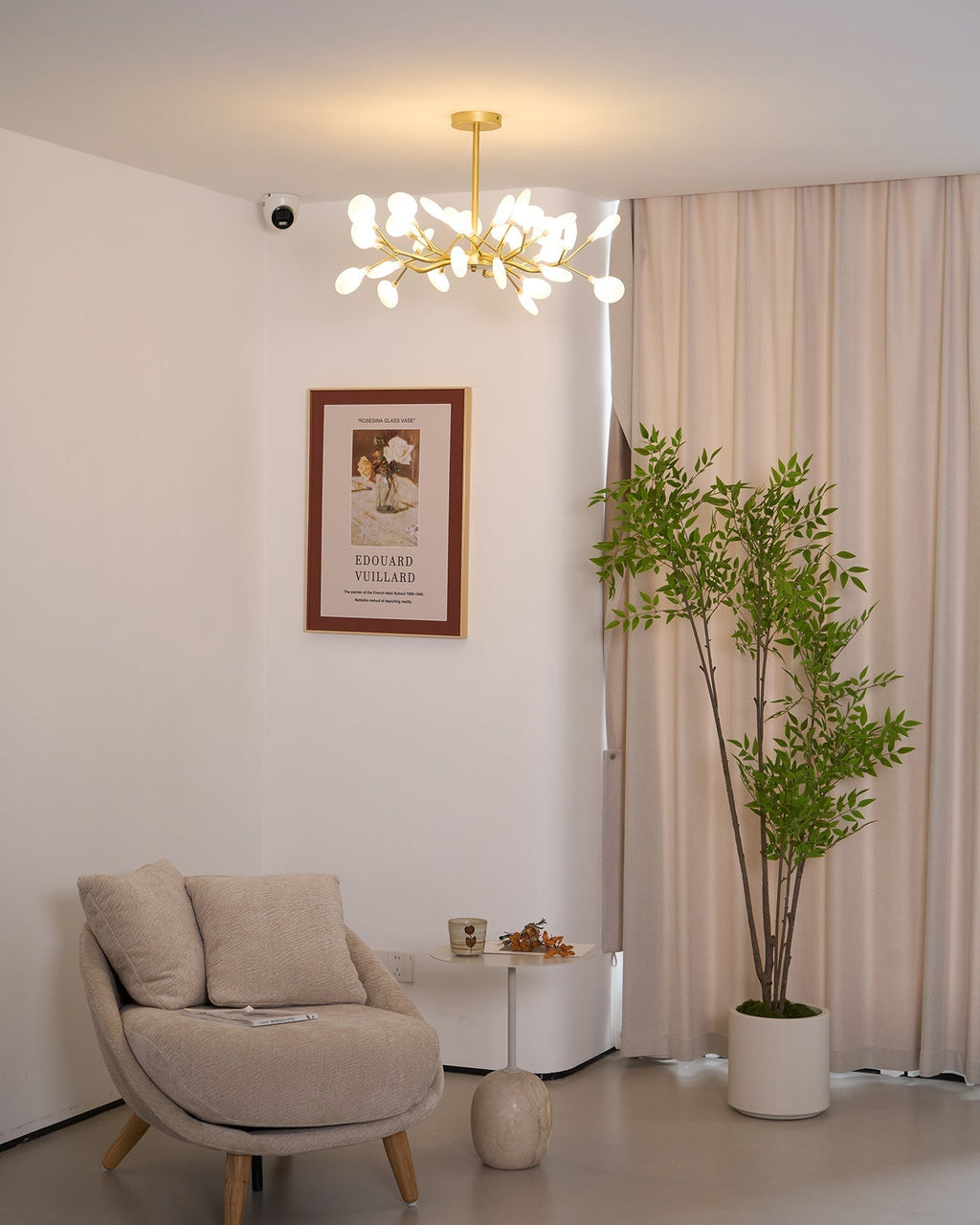 Laelella Acrylic Chandelier-Moonnatur