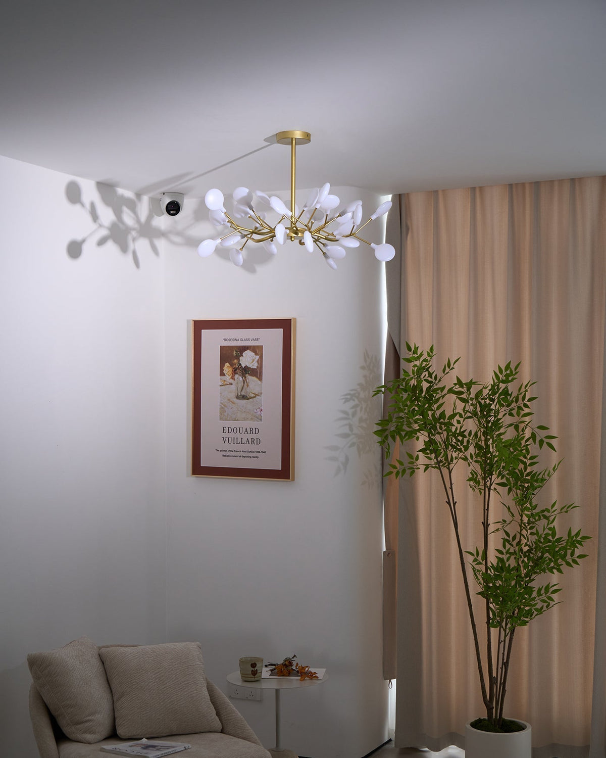 Laelella Acrylic Chandelier-Moonnatur