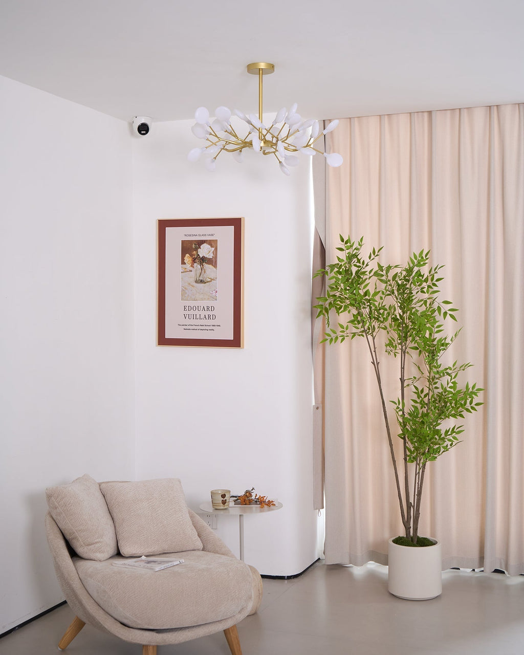 Laelella Acrylic Chandelier-Moonnatur