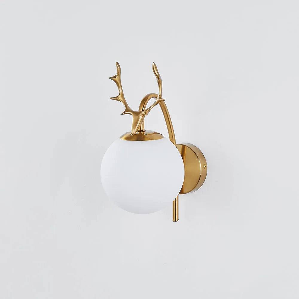 Gildenlark Glass Wall Light-Moonnatur