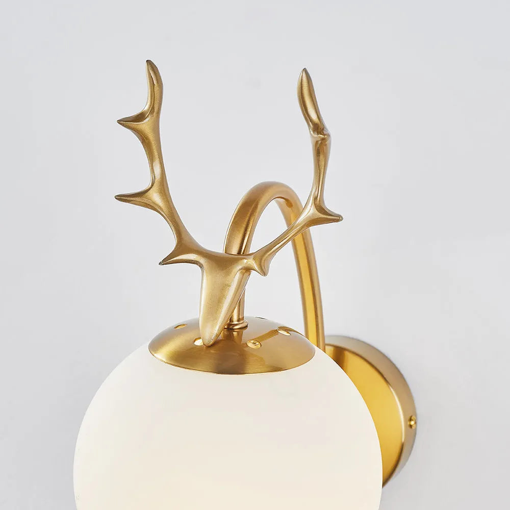 Gildenlark Glass Wall Light-Moonnatur