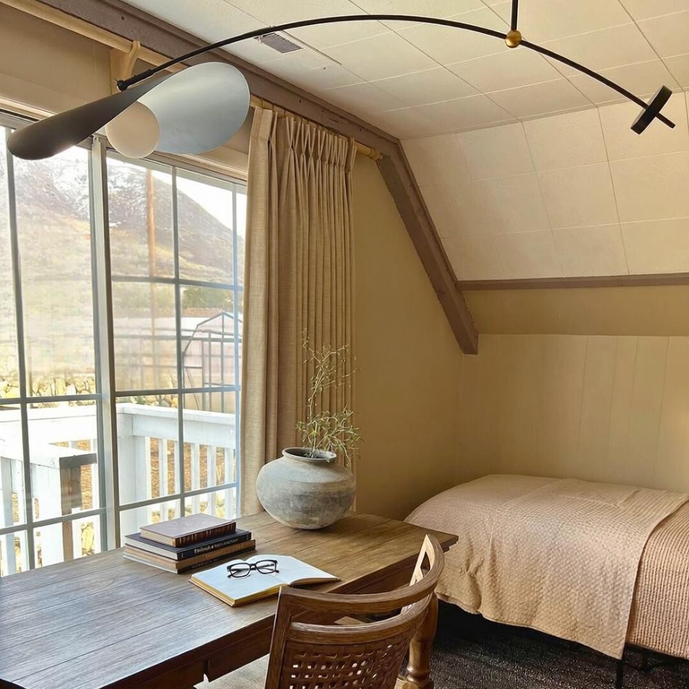 Cavenmere Acrylic Pendant Light-Moonnatur