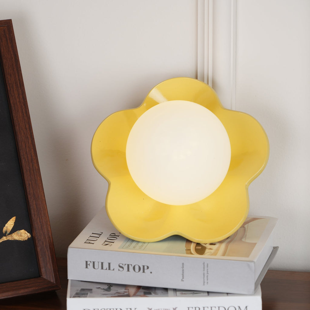 Pardenwynne Resin Wall Light-Moonnatur