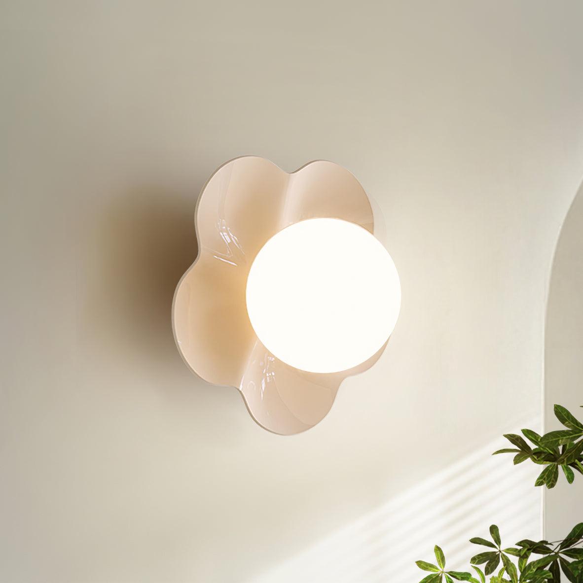 Dahlavelle Resin Wall Light-Moonnatur