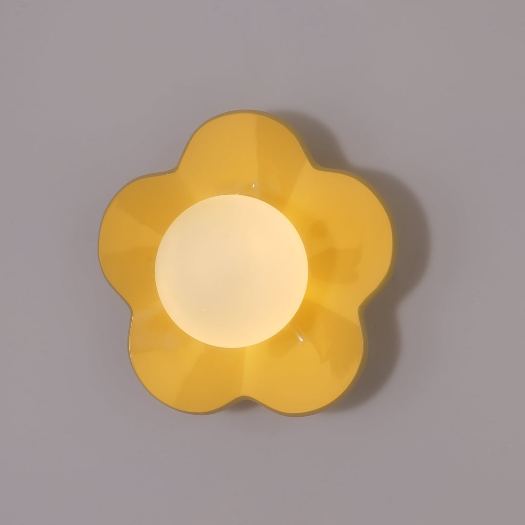 Dahlavelle Resin Wall Light-Moonnatur