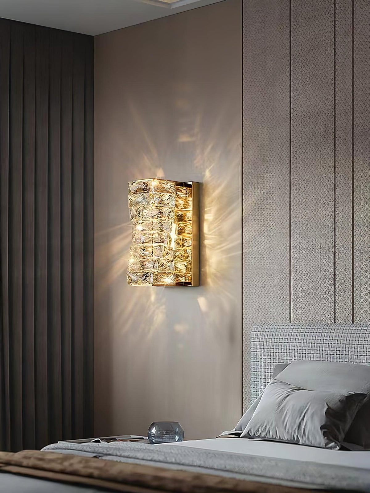 Elowora Crystal Wall Light-Moonnatur