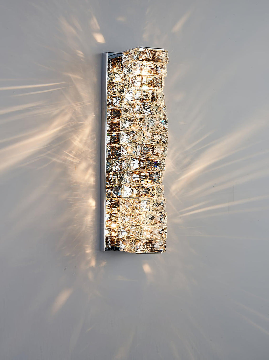 Elowora Crystal Wall Light-Moonnatur