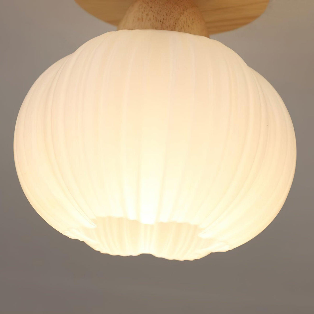 Qivara Wood Ceiling Lamp-Moonnatur