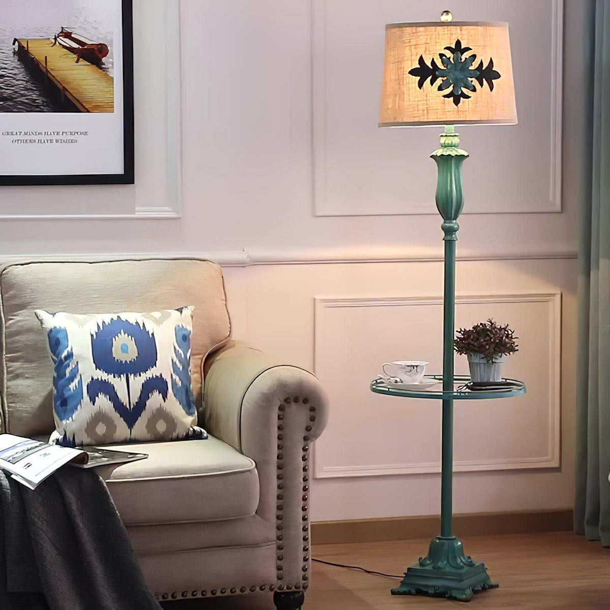 Hadrenhill Resin Floor Lamp-Moonnatur