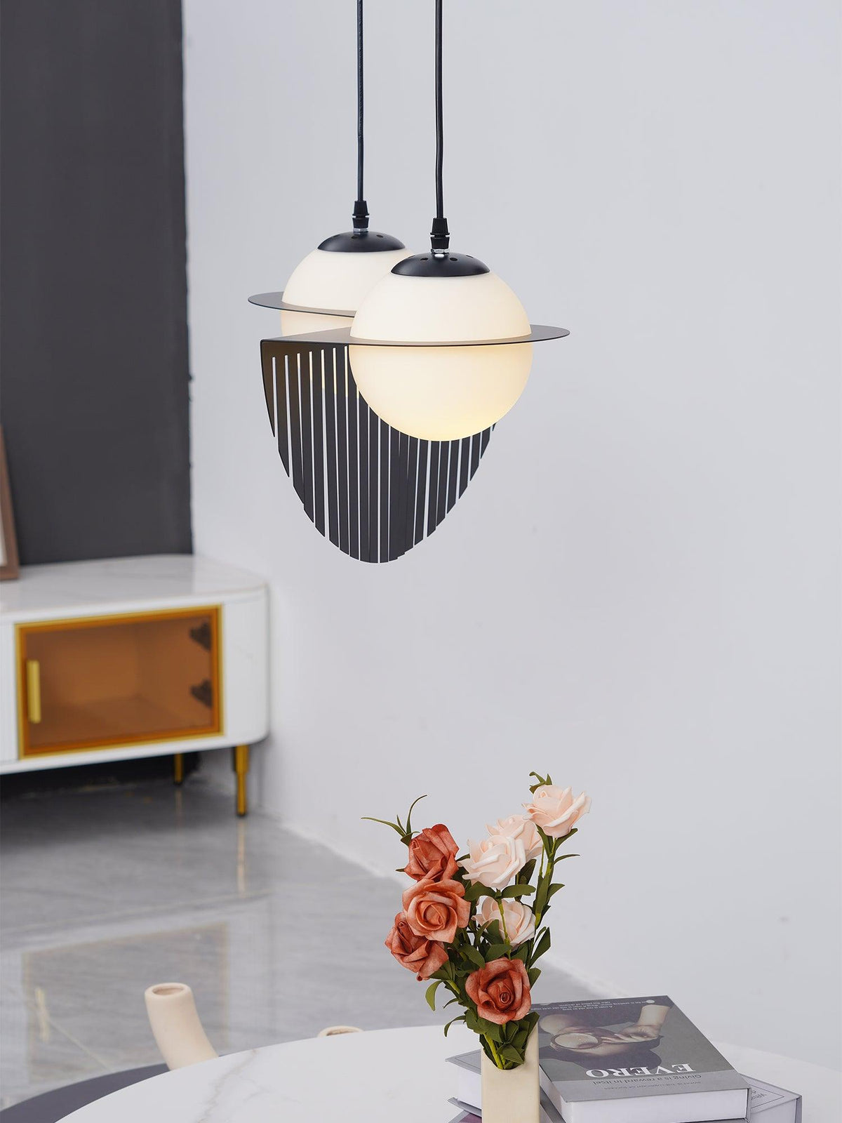Navelis Glass Pendant Lamp-Moonnatur