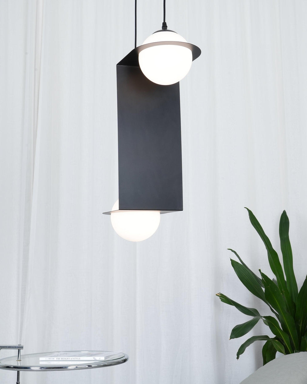 Navelis Glass Pendant Lamp-Moonnatur