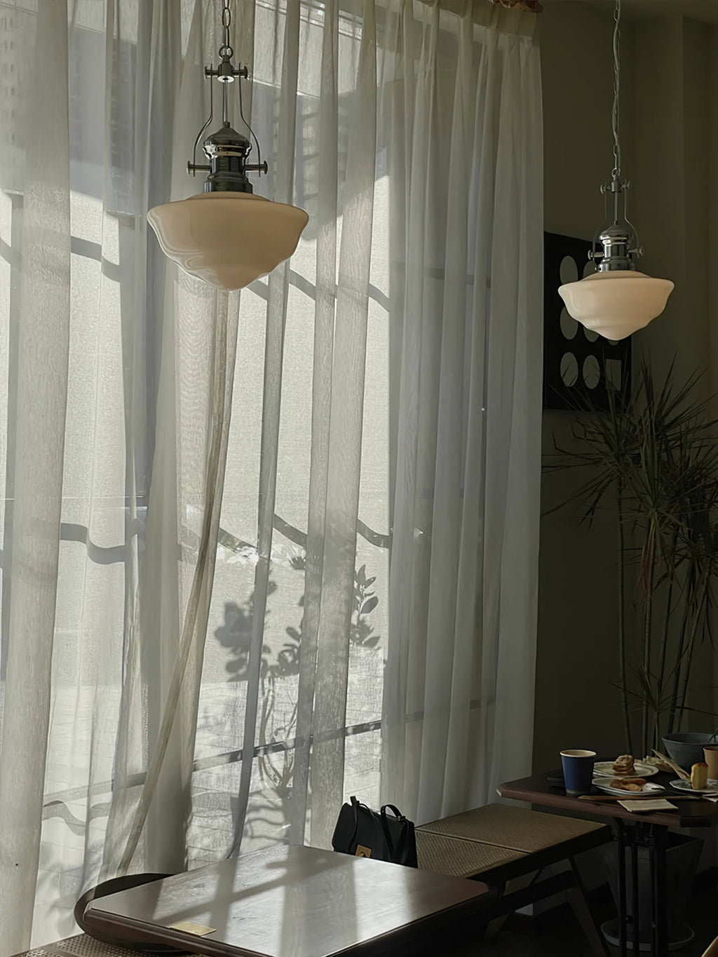 Cedrelle Glass Pendant Light-Moonnatur