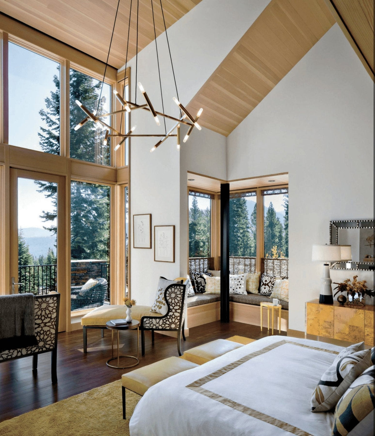 Beldenfield Brass Chandelier-Moonnatur