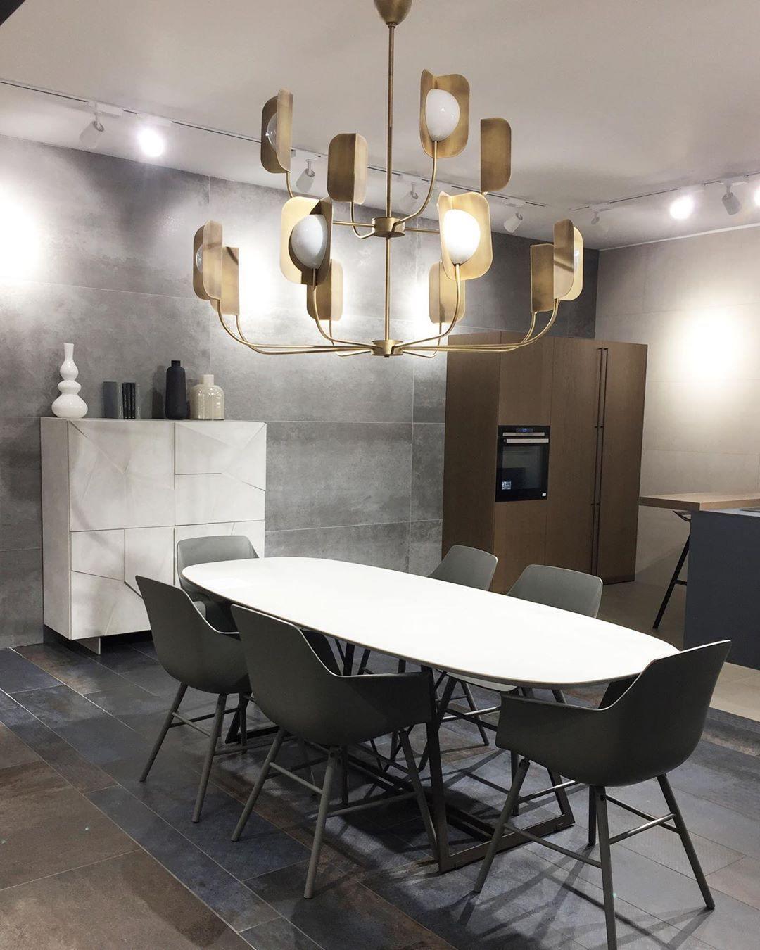 Doranune Acrylic Chandelier-Moonnatur