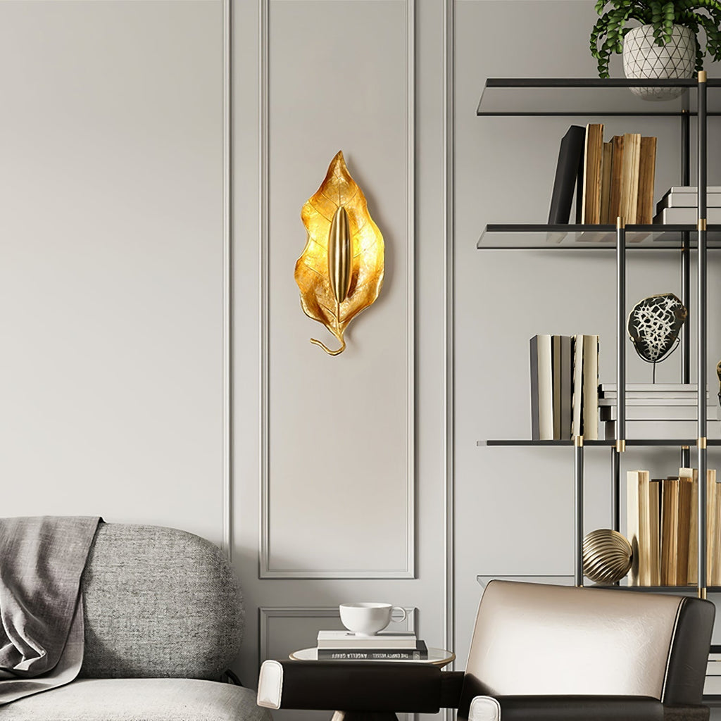 Vardeneth Brass Wall Light-Moonnatur