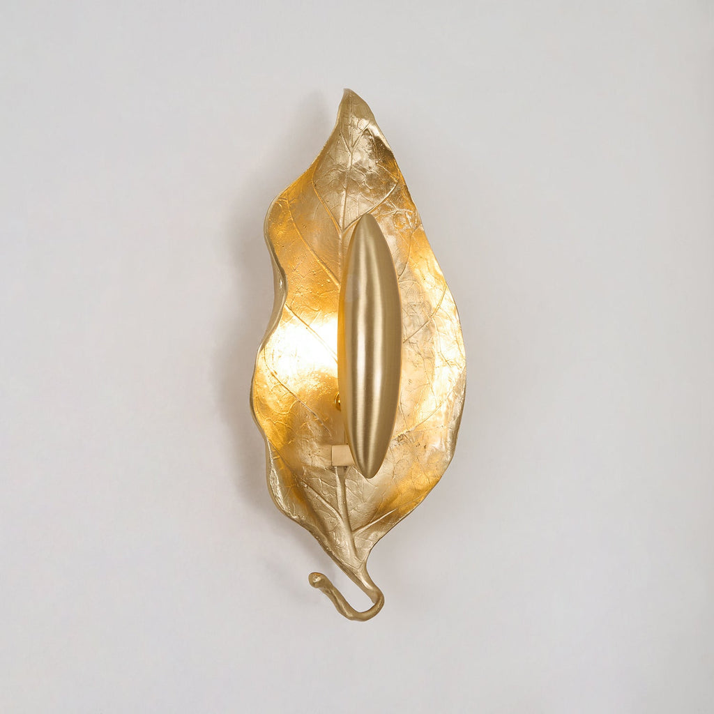Vardeneth Brass Wall Light-Moonnatur