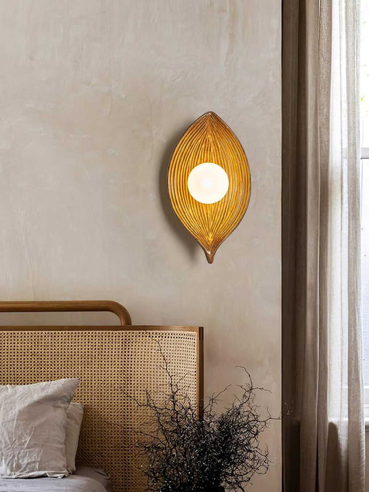 Odenelle Resin Wall Light-Moonnatur