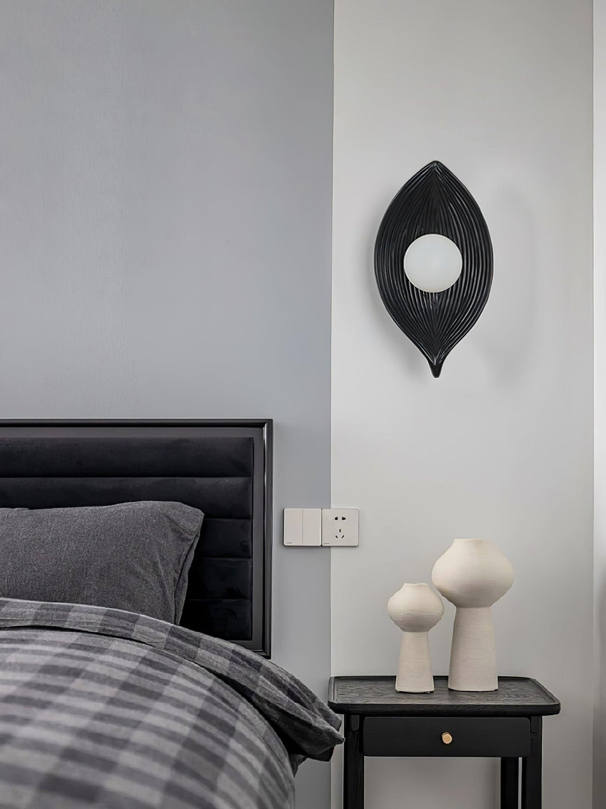 Odenelle Resin Wall Light-Moonnatur