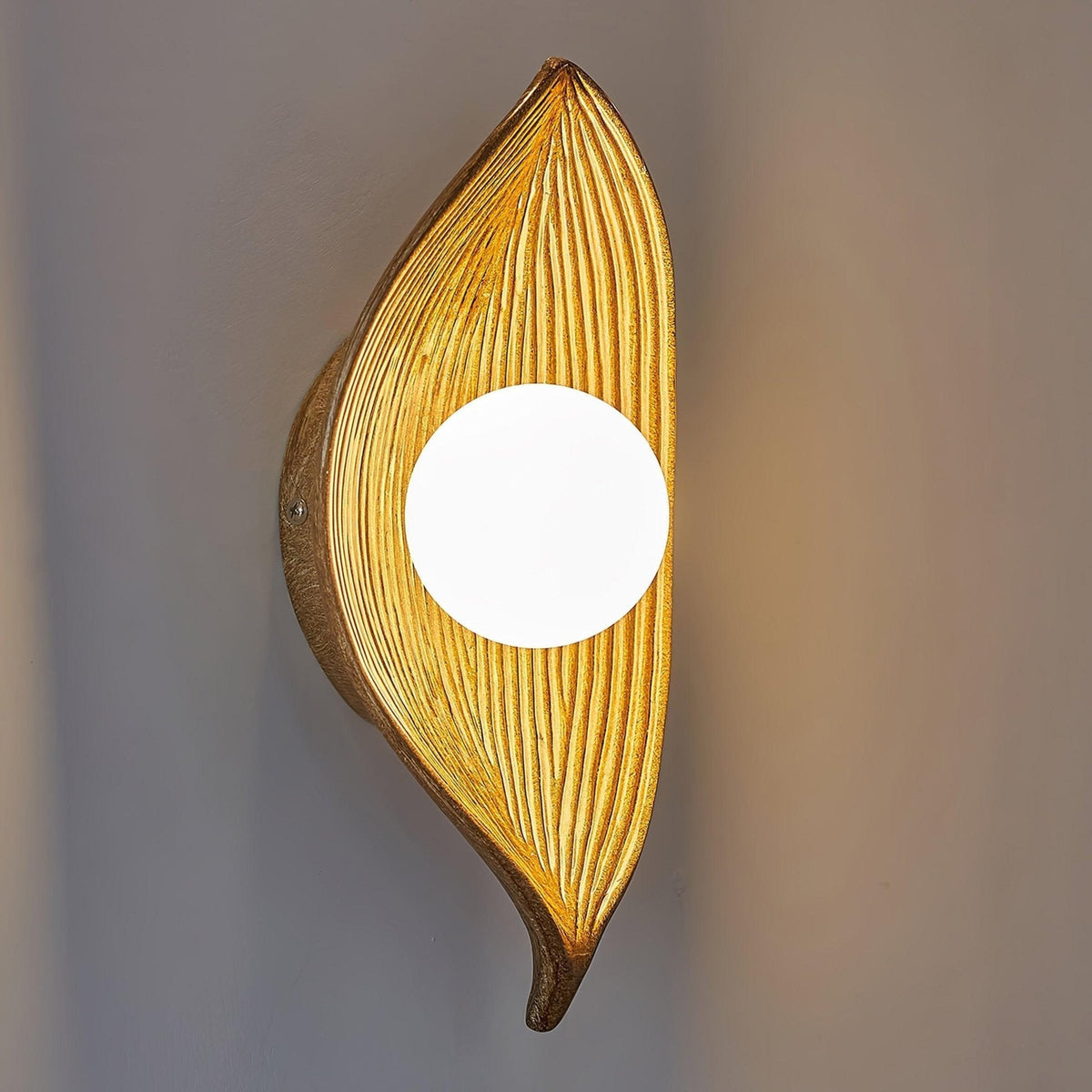 Odenelle Resin Wall Light-Moonnatur